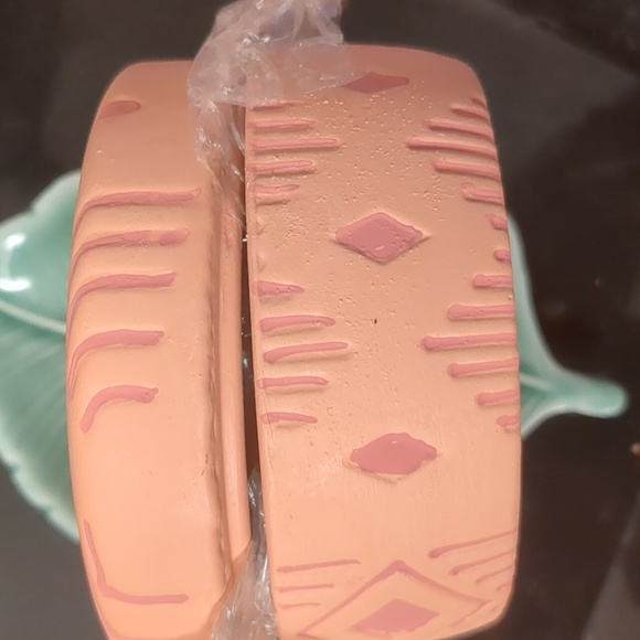 Jewelry Container - Picture 3 of 4